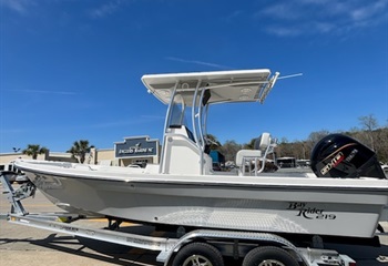 2026 Bay Rider 219 Bay Solid Gray Boat